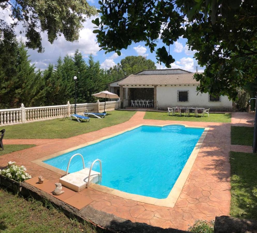 Вилла El Magnolio Santa Cruz de Pinares Экстерьер фото
